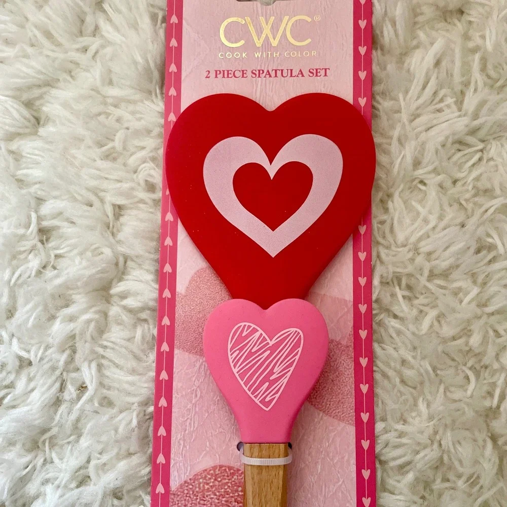 Cook With Color 2 Piece Heart Spatula Set Red‎ Pink Silicone Wood VDSPTG NEW